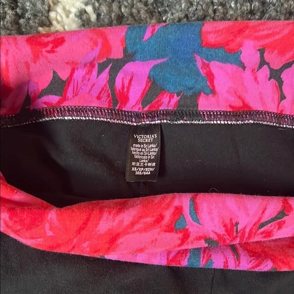 Victoria’s Secret and Pink bootcut/flare legging bundle - Picture 2 of 5